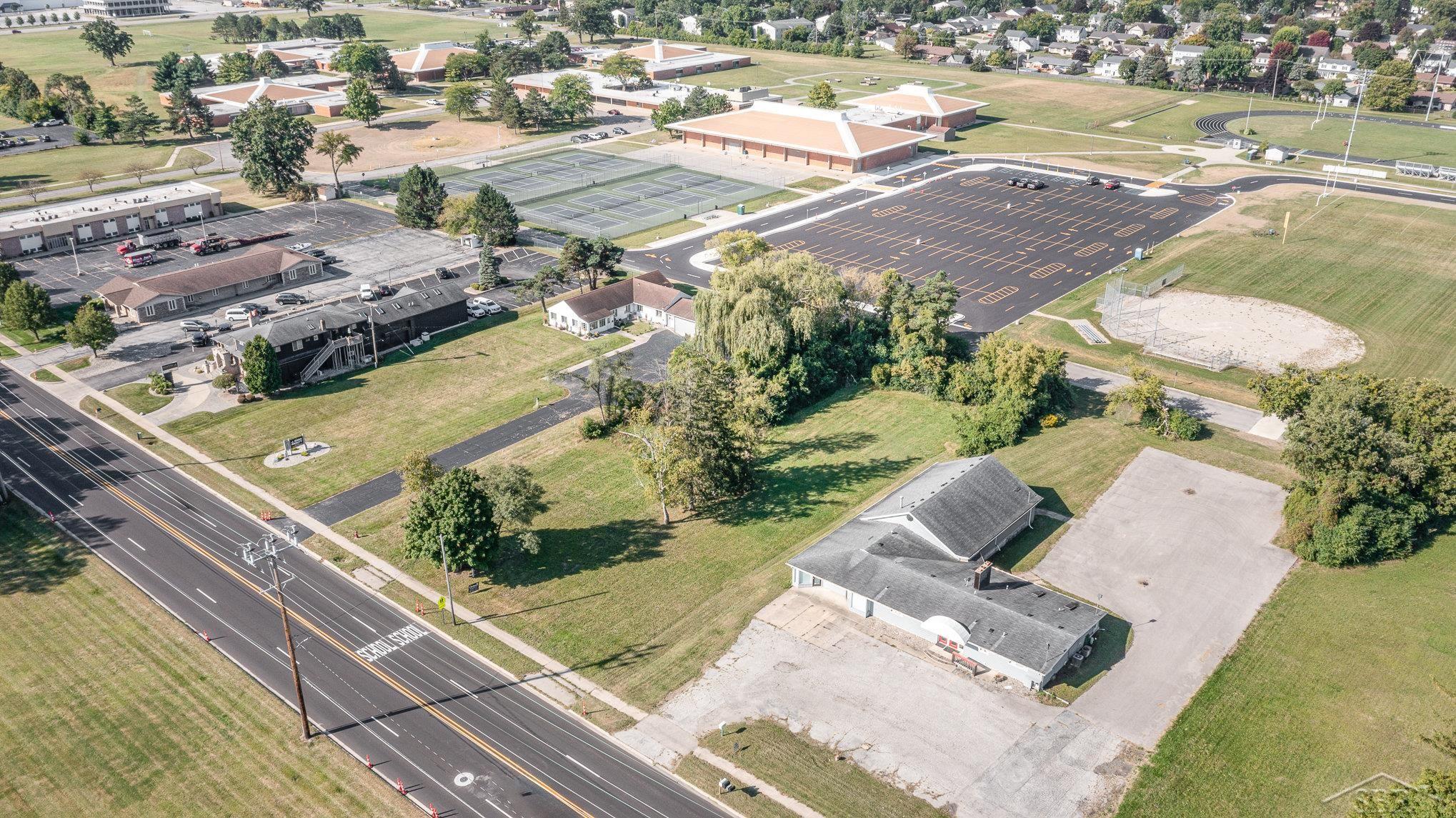 765 N Center Road Saginaw Charter Township MI 48638