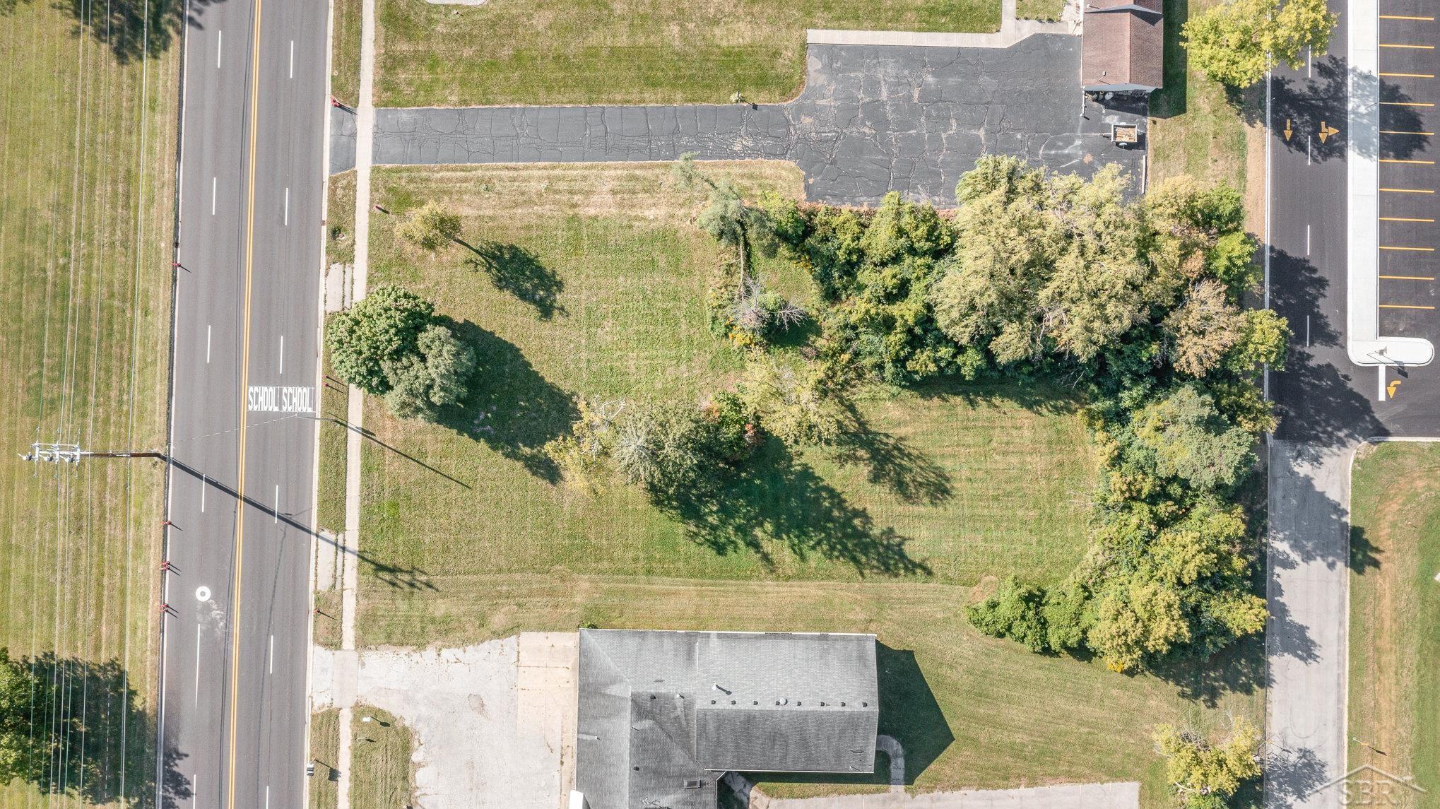 765 N Center Road Saginaw Charter Township MI 48638