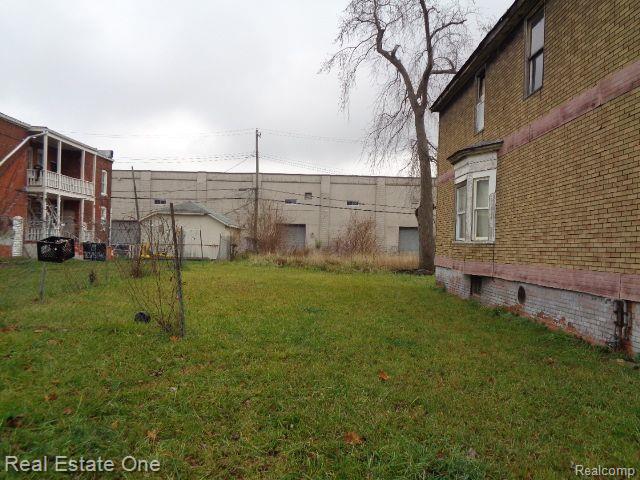 568 E Bethune Street Detroit City MI 48202