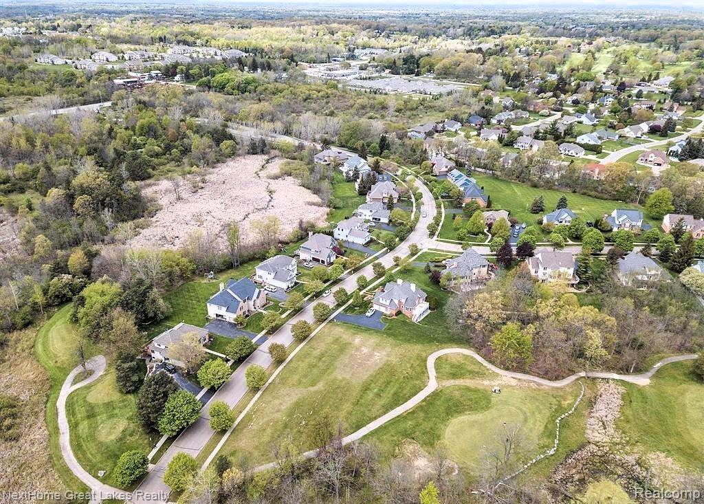 125 Woodfield Parkway Grand Blanc Charter Township MI 48439