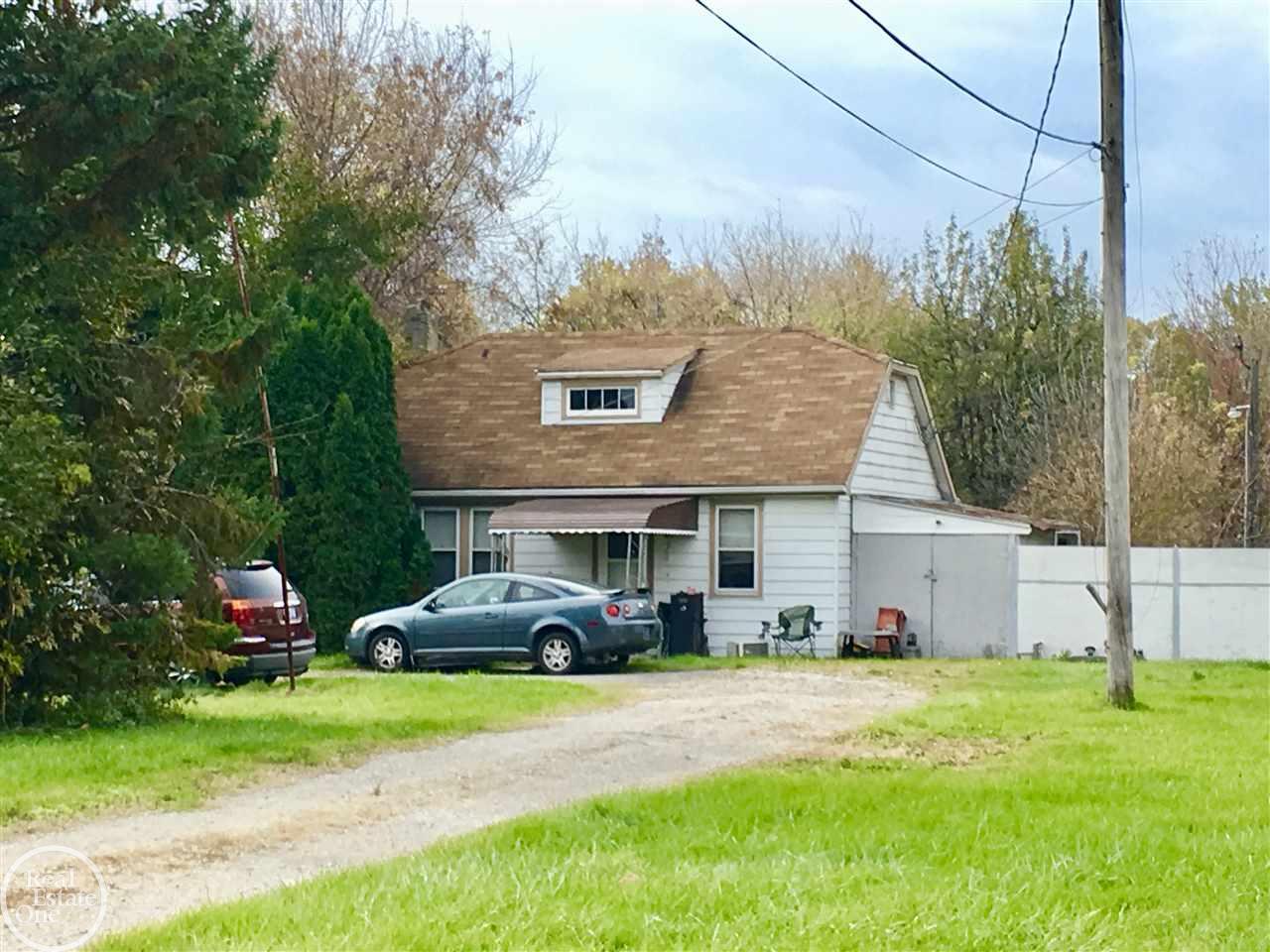 45729 Gratiot Avenue Macomb Township MI 48042
