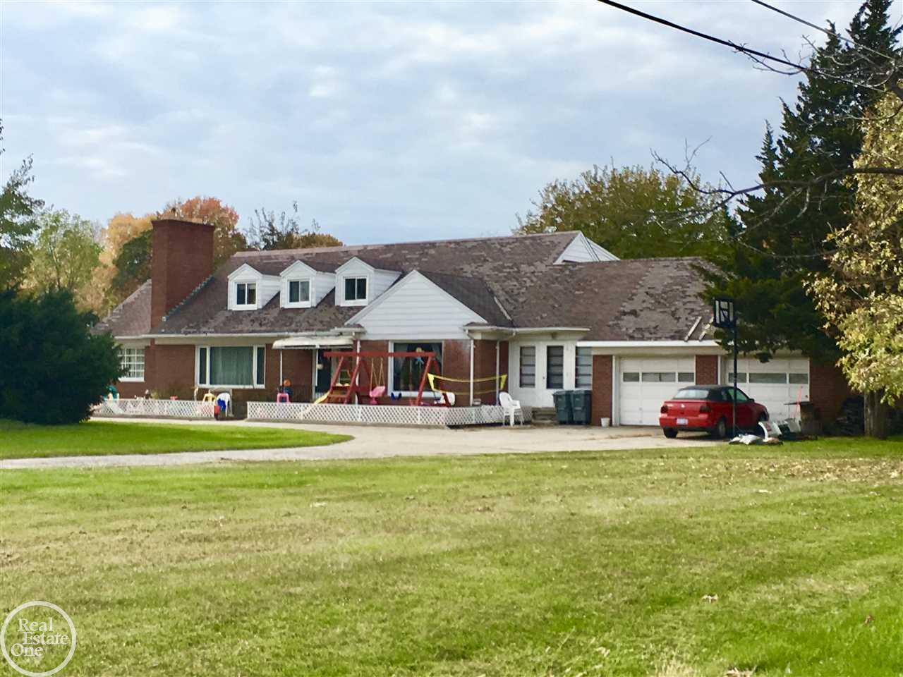 45729 Gratiot Avenue Macomb Township MI 48042