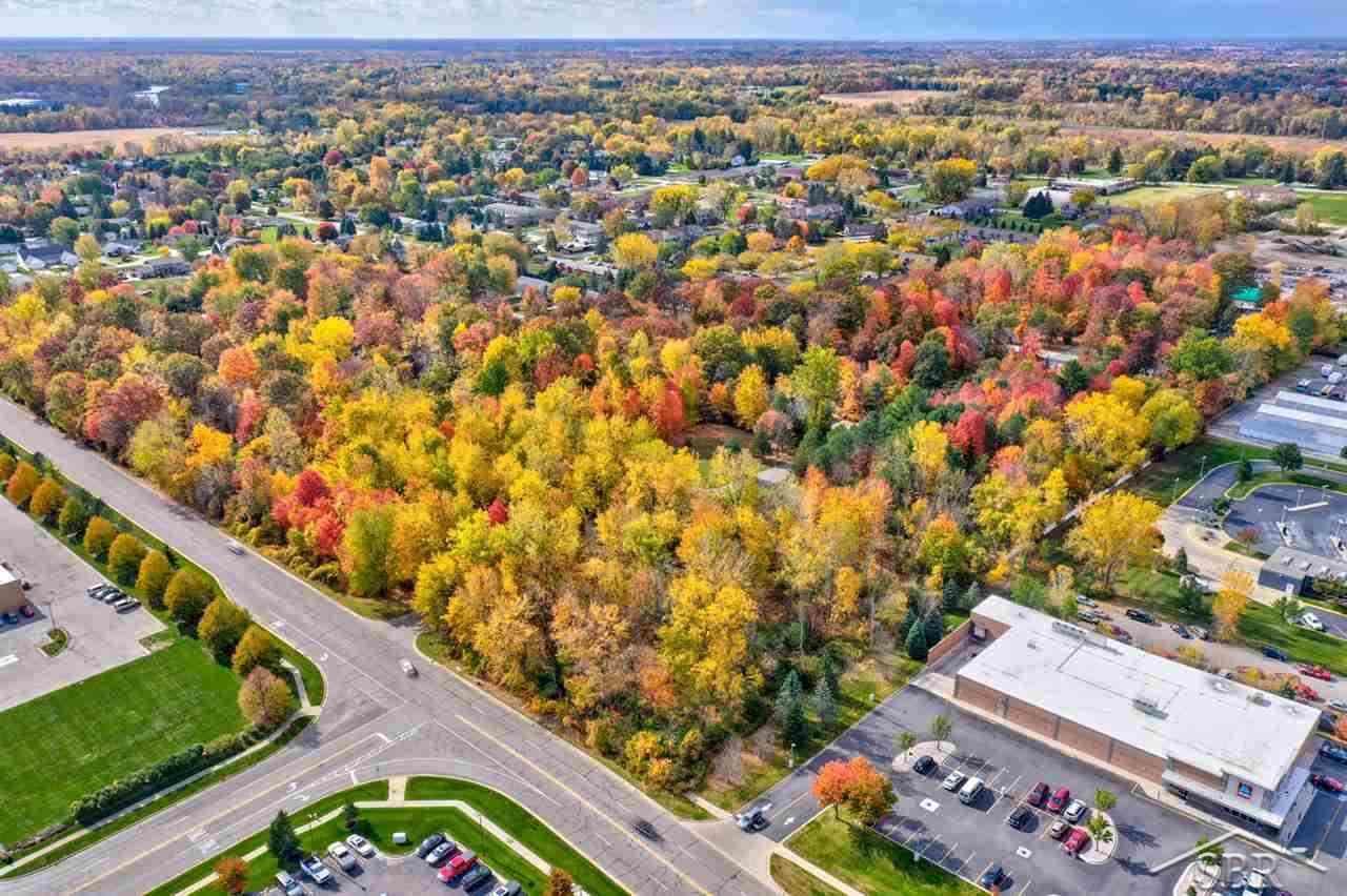 Ville Foxwood Drive Saginaw Charter Township MI 48638