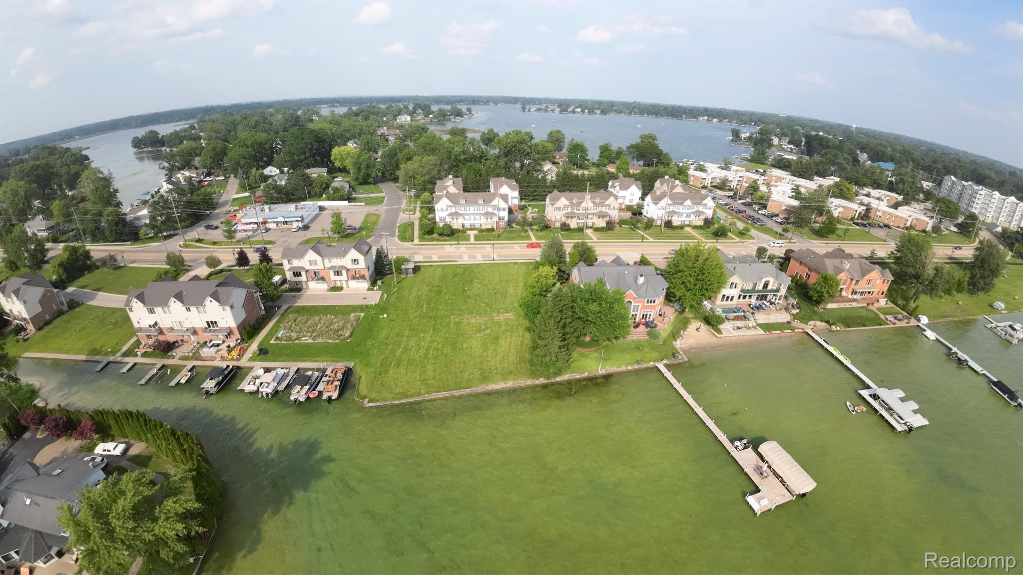 1540 Cass Lake Road Keego Harbor City MI 48320