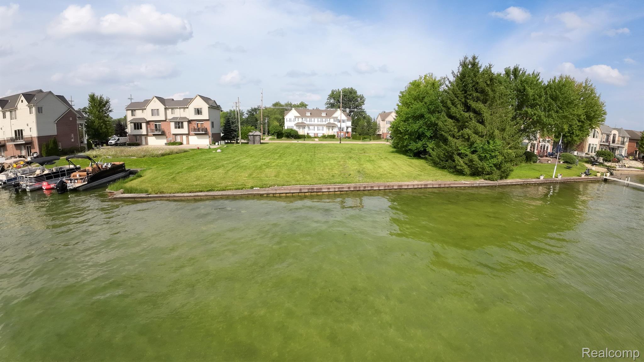 1540 Cass Lake Road Keego Harbor City MI 48320