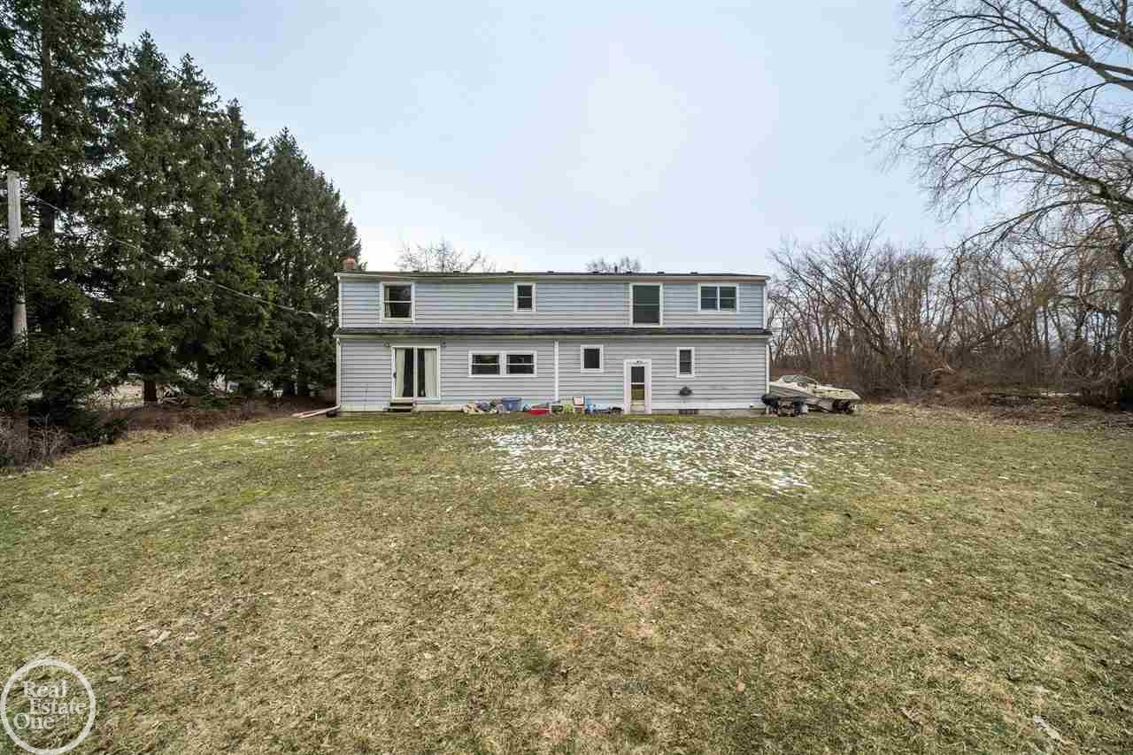 11025 16 1/2 Mile Road Sterling Heights City MI 48312