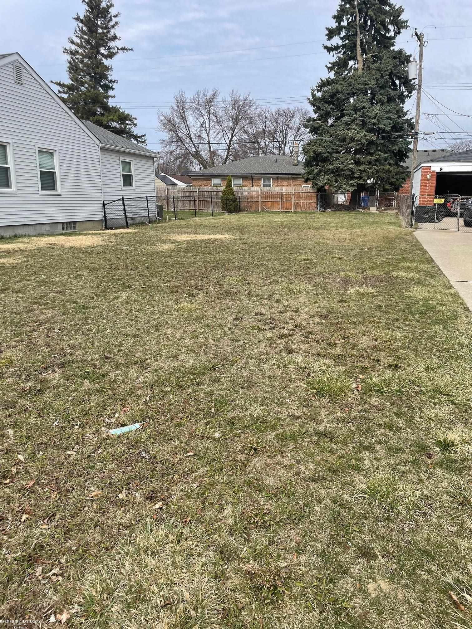 7519 Timken Street Warren City MI 48091