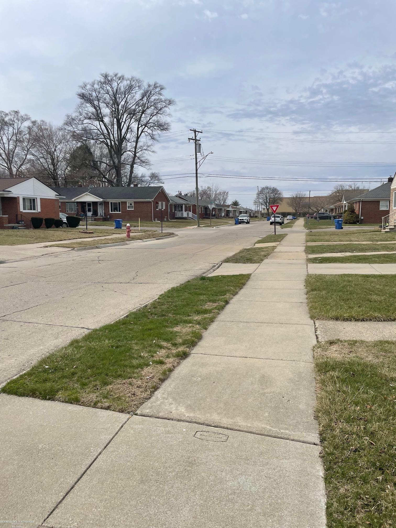 7519 Timken Street Warren City MI 48091