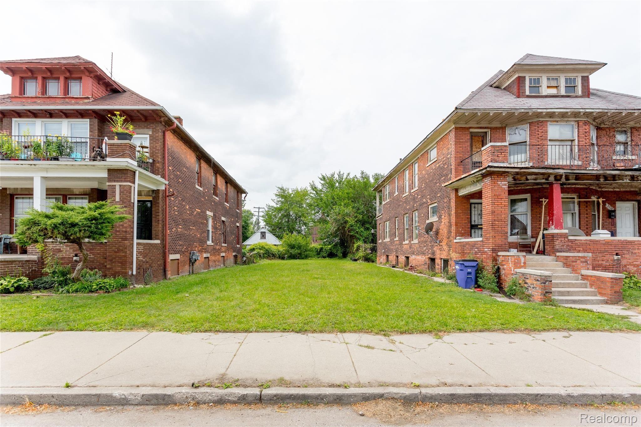 3131 Mcdougall Detroit City MI 48207