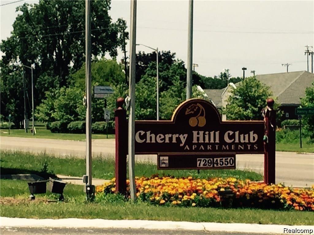 30414 Cherry Hill Road Garden City City MI 48135