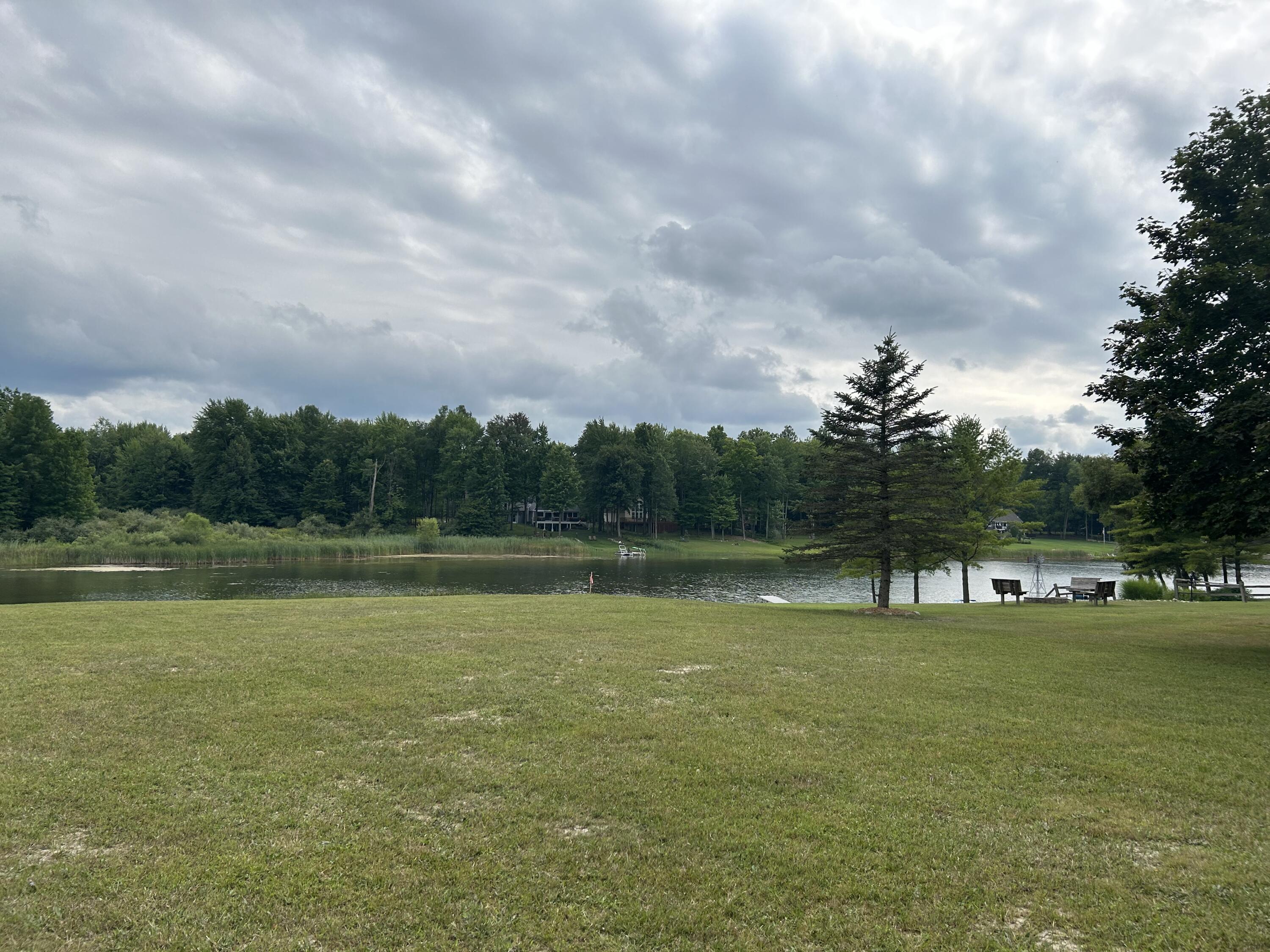 9523 Fawn Ridge Road Morton Township MI 49346
