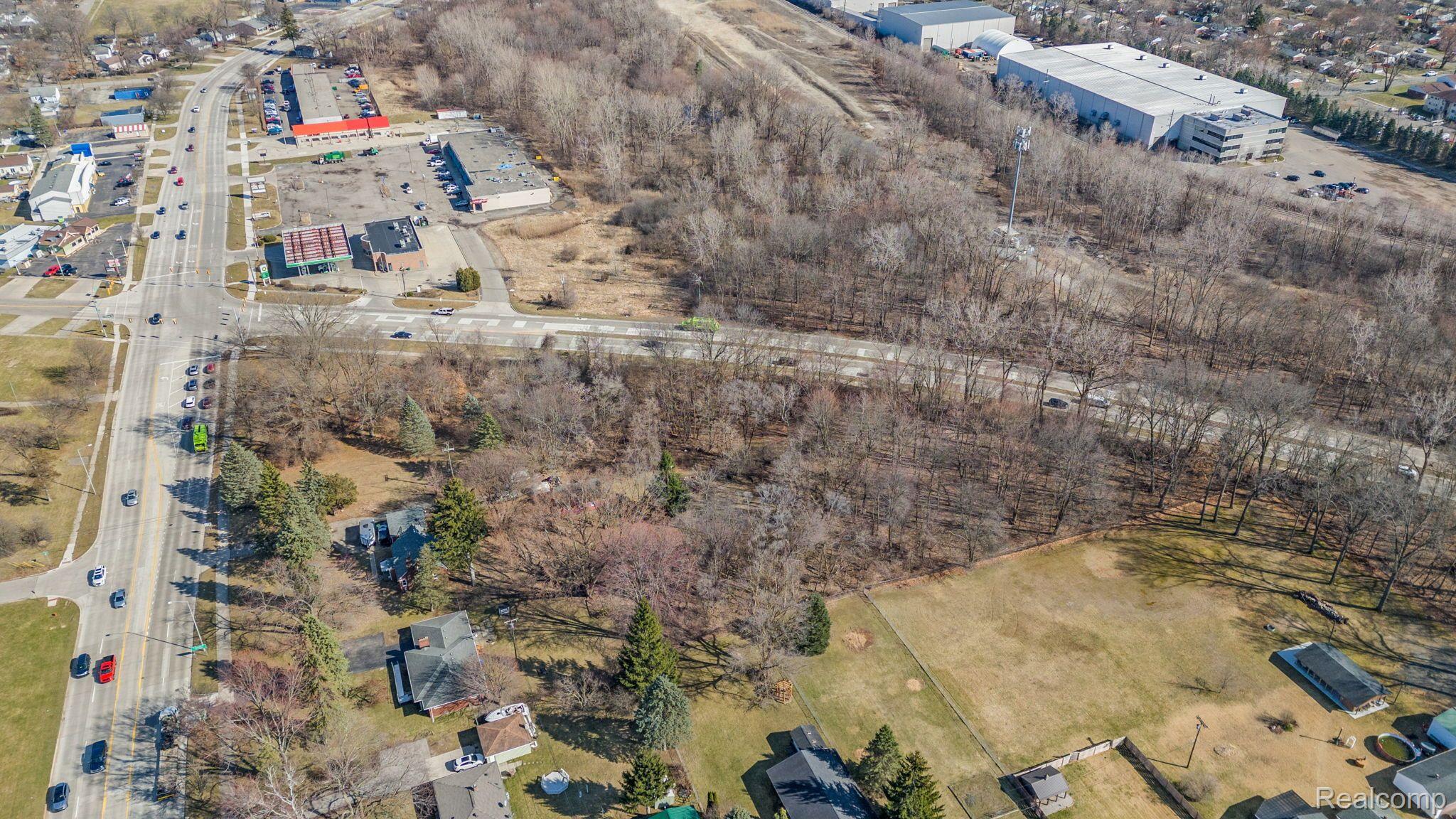 405 W Walton Boulevard Pontiac City MI 48340