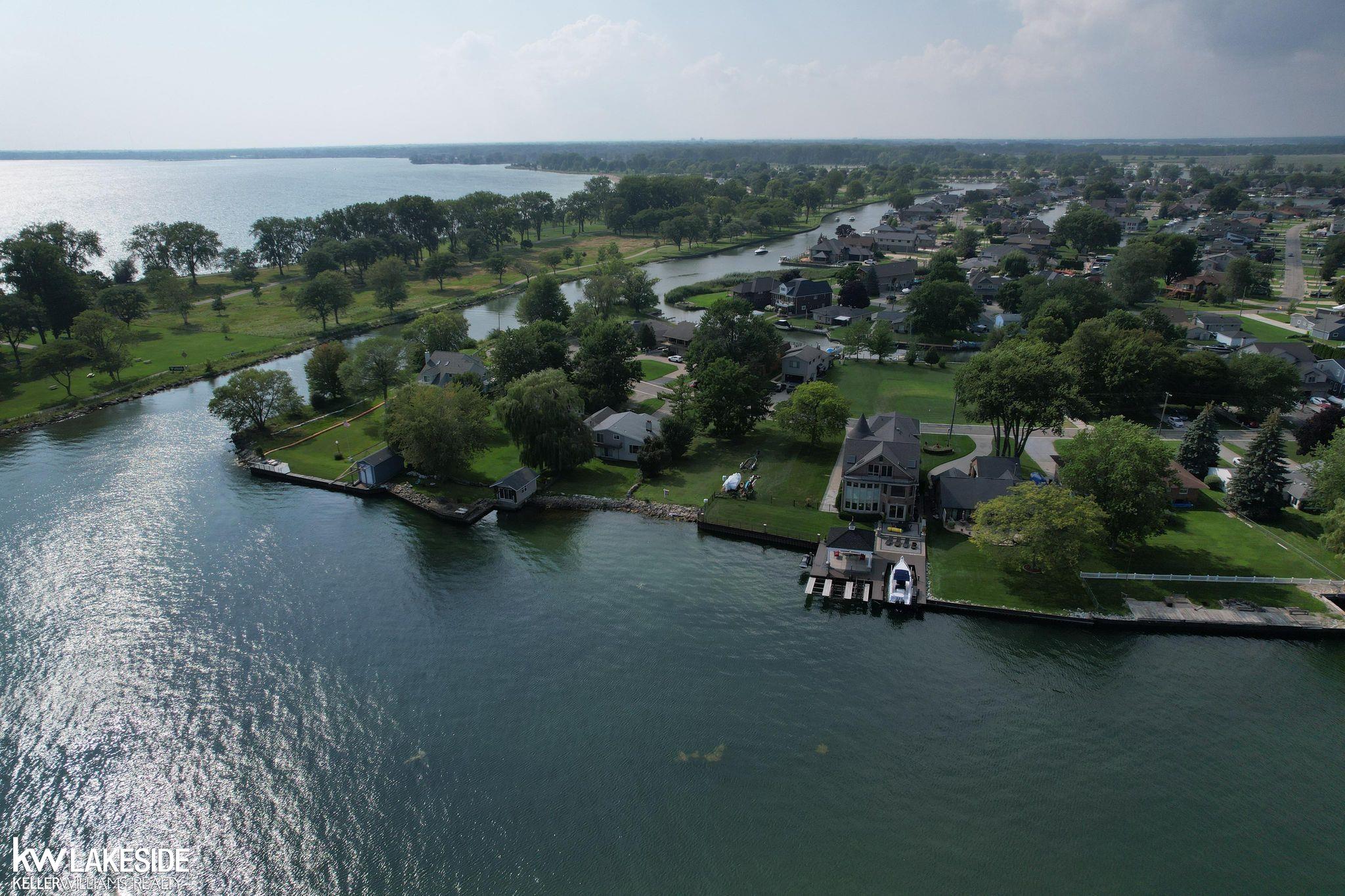 37384 Lakeshore Drive Harrison Charter Township MI 48045