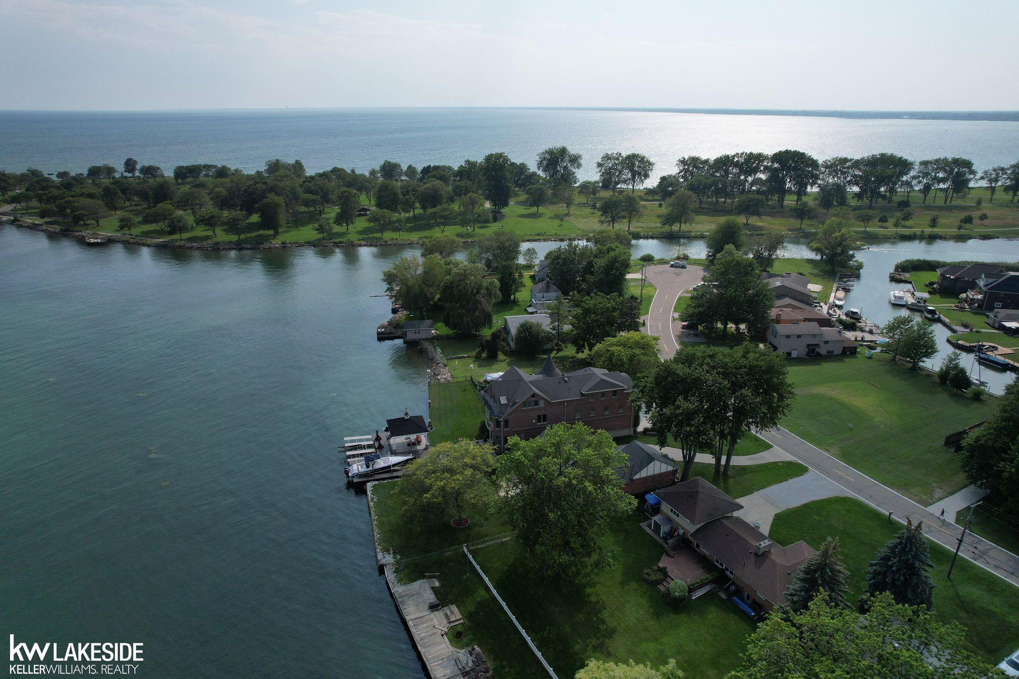 37384 Lakeshore Drive Harrison Charter Township MI 48045