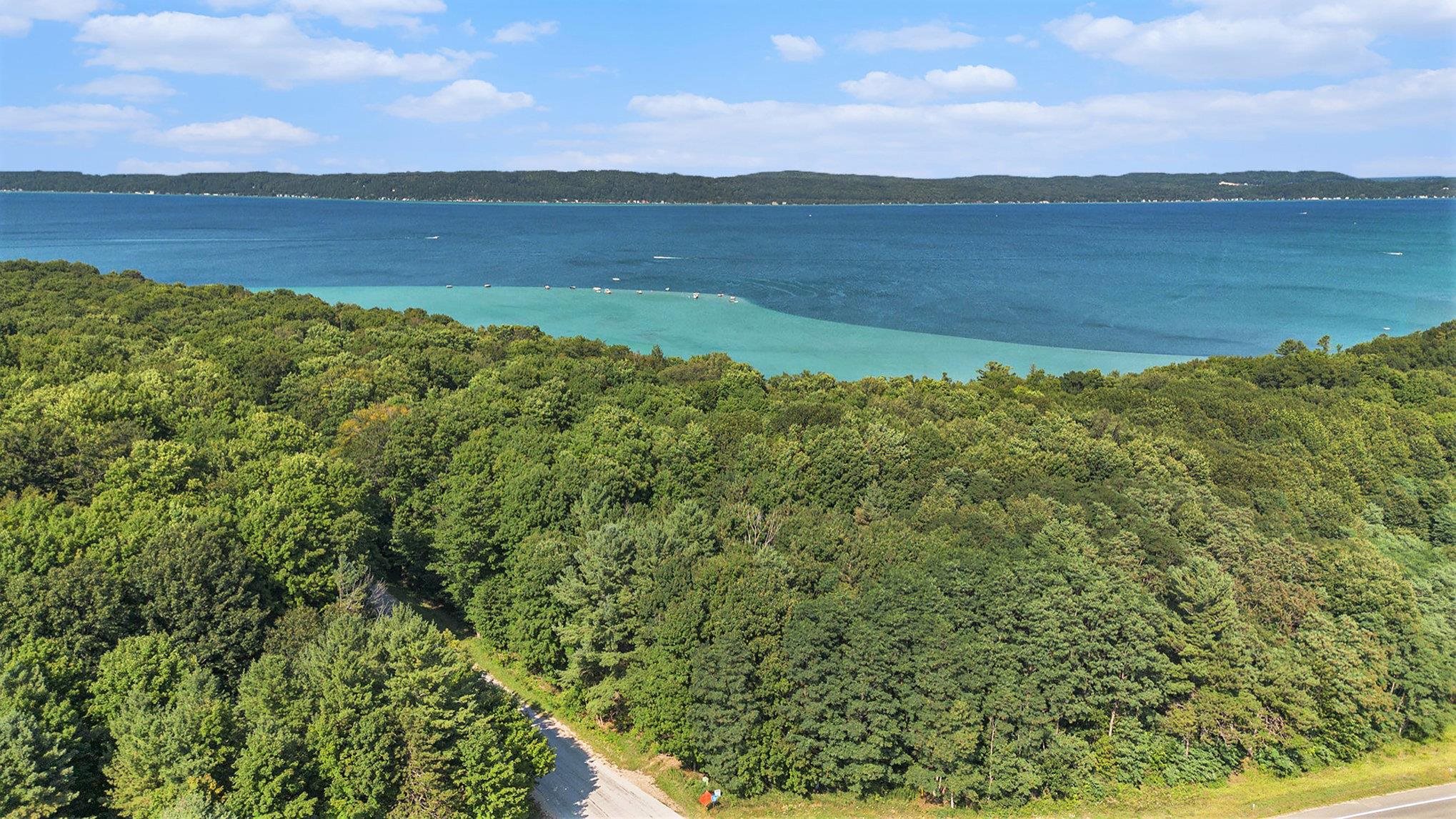 313 Shorewood Drive Crystal Lake Township MI 49635