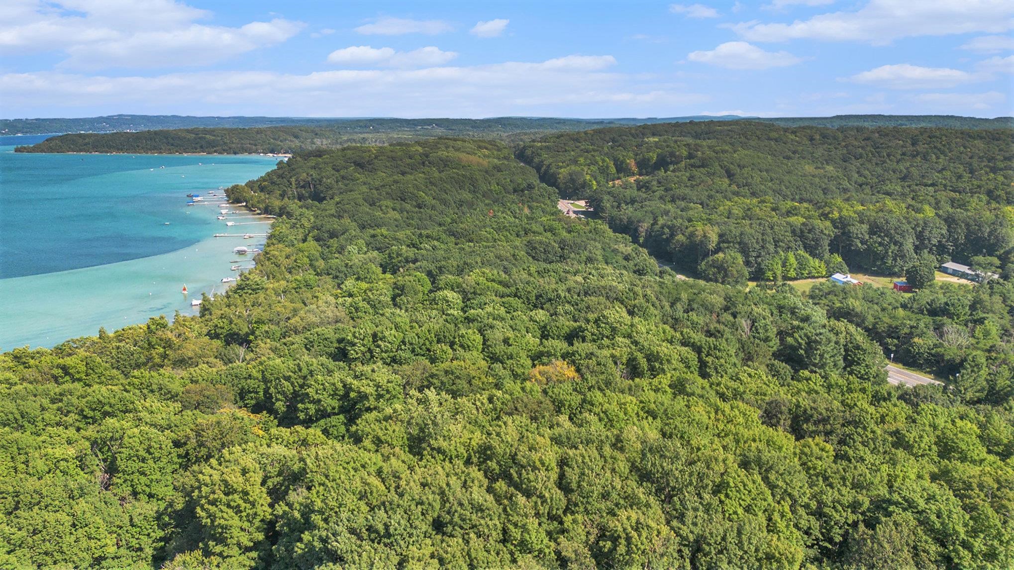 313 Shorewood Drive Crystal Lake Township MI 49635