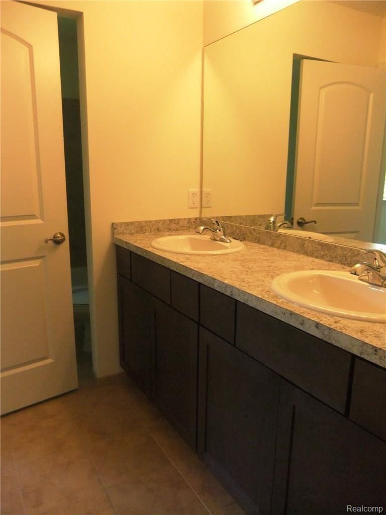 48945 Tuscan Hills Plymouth Charter Township MI 48170