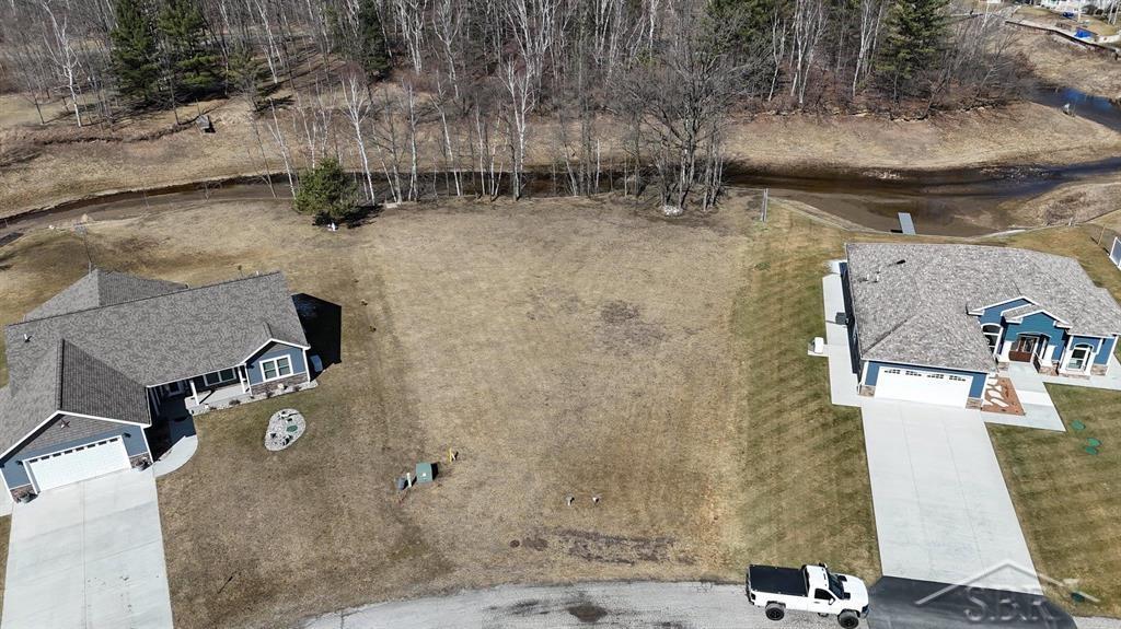 863 E Shoreline Drive Hope Township MI 48628
