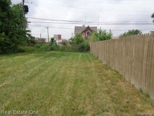 3301 Vinewood Street Detroit City MI 48208