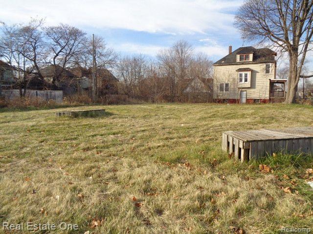 2401 Baldwin Street Detroit City MI 48214
