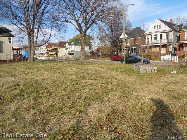 2401 Baldwin Street Detroit City MI 48214