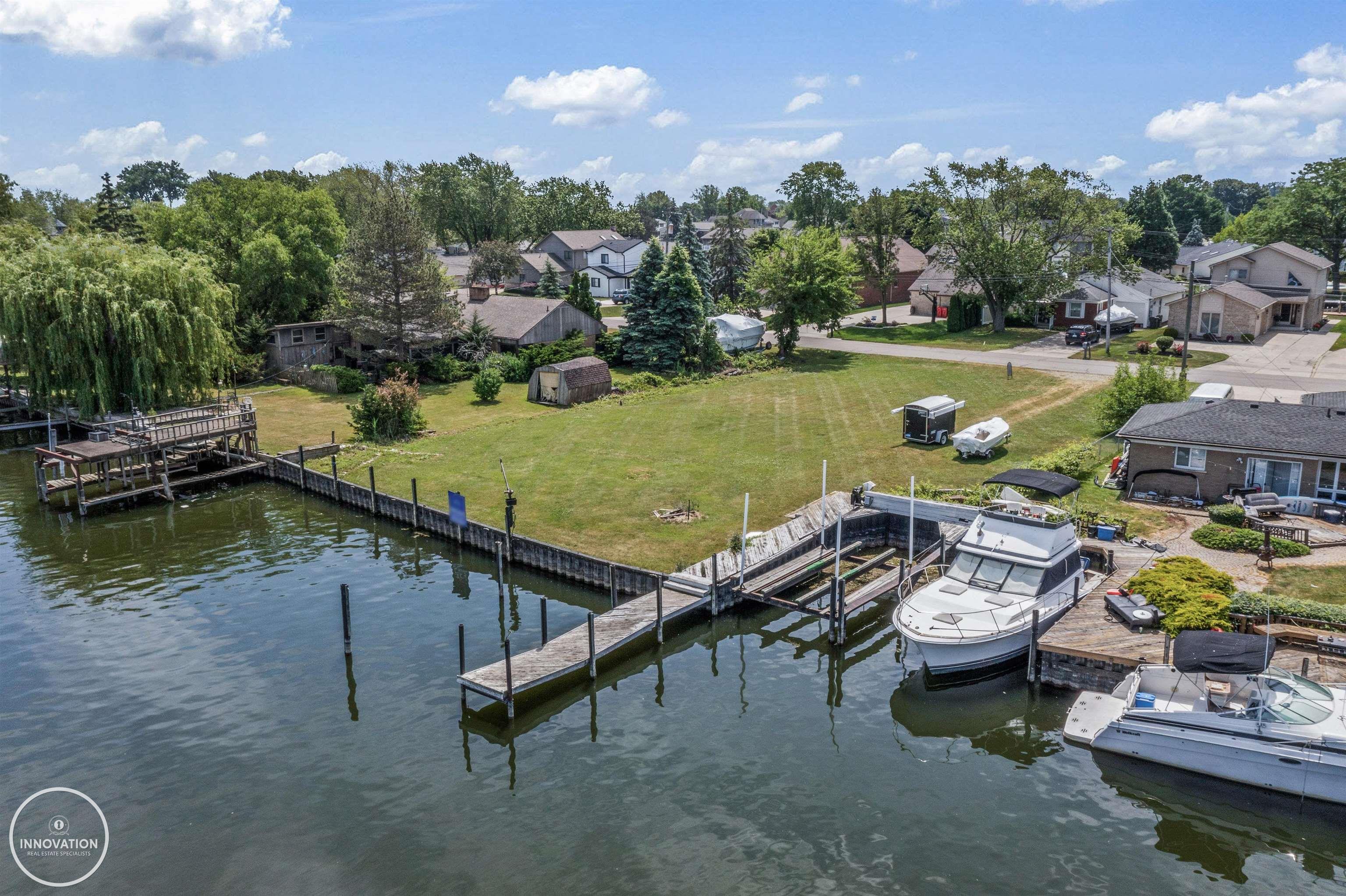 38187 Huron Pointe Drive Harrison Charter Township MI 48045