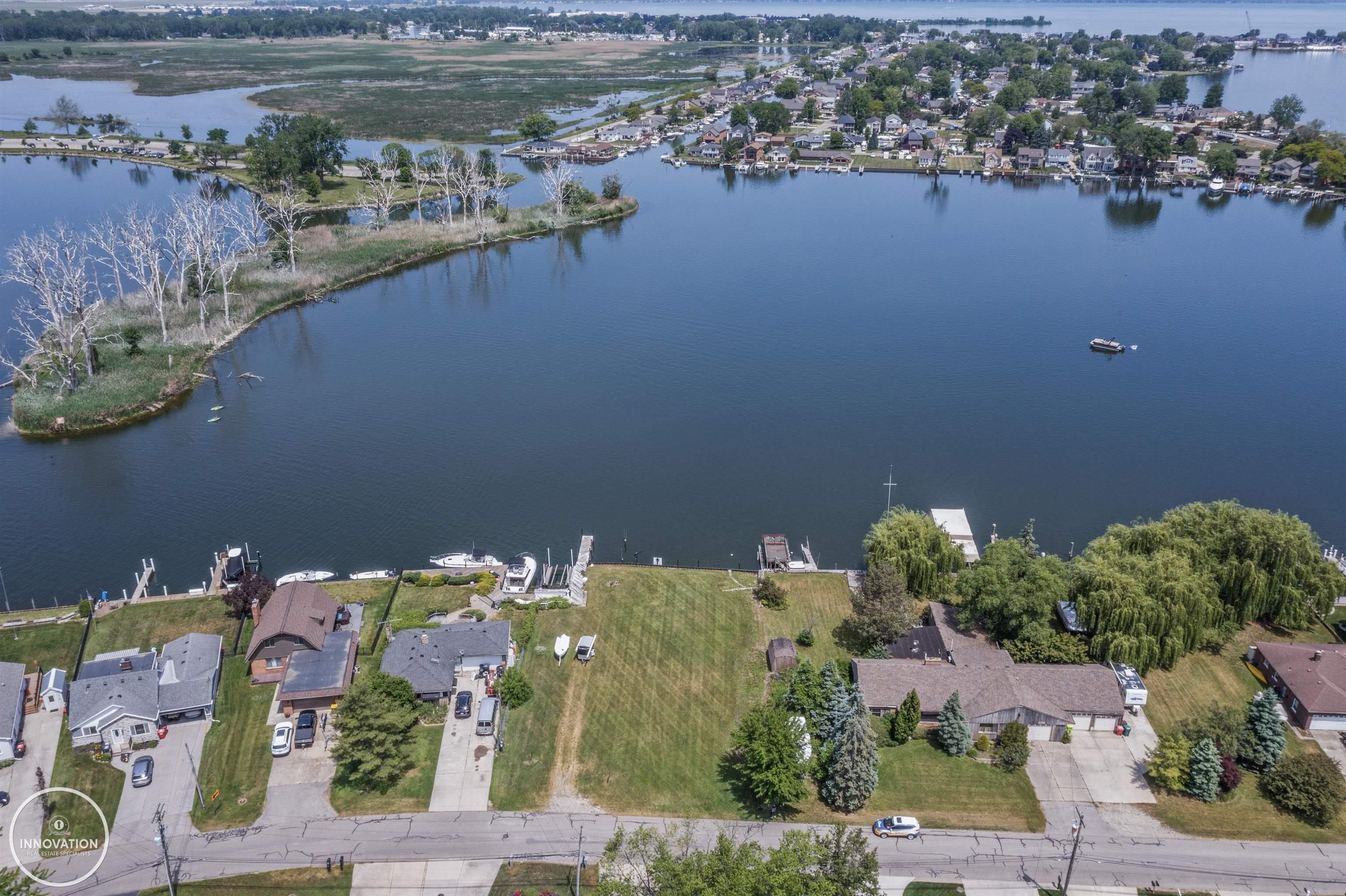 38187 Huron Pointe Drive Harrison Charter Township MI 48045
