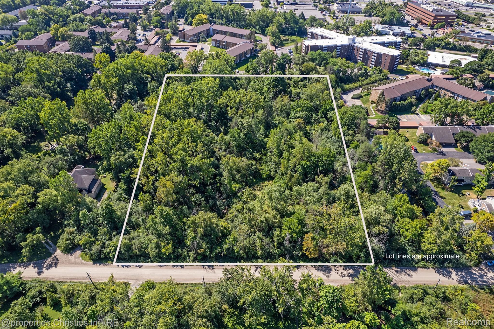 0000 Farmbrook Road Southfield City MI 48034