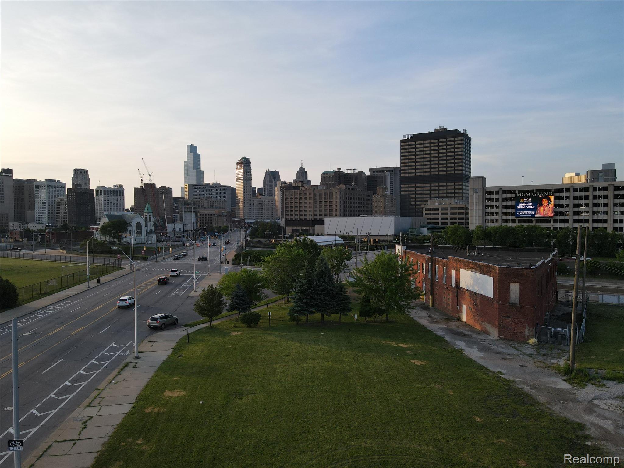 2421 3rd Street Detroit City MI 48201