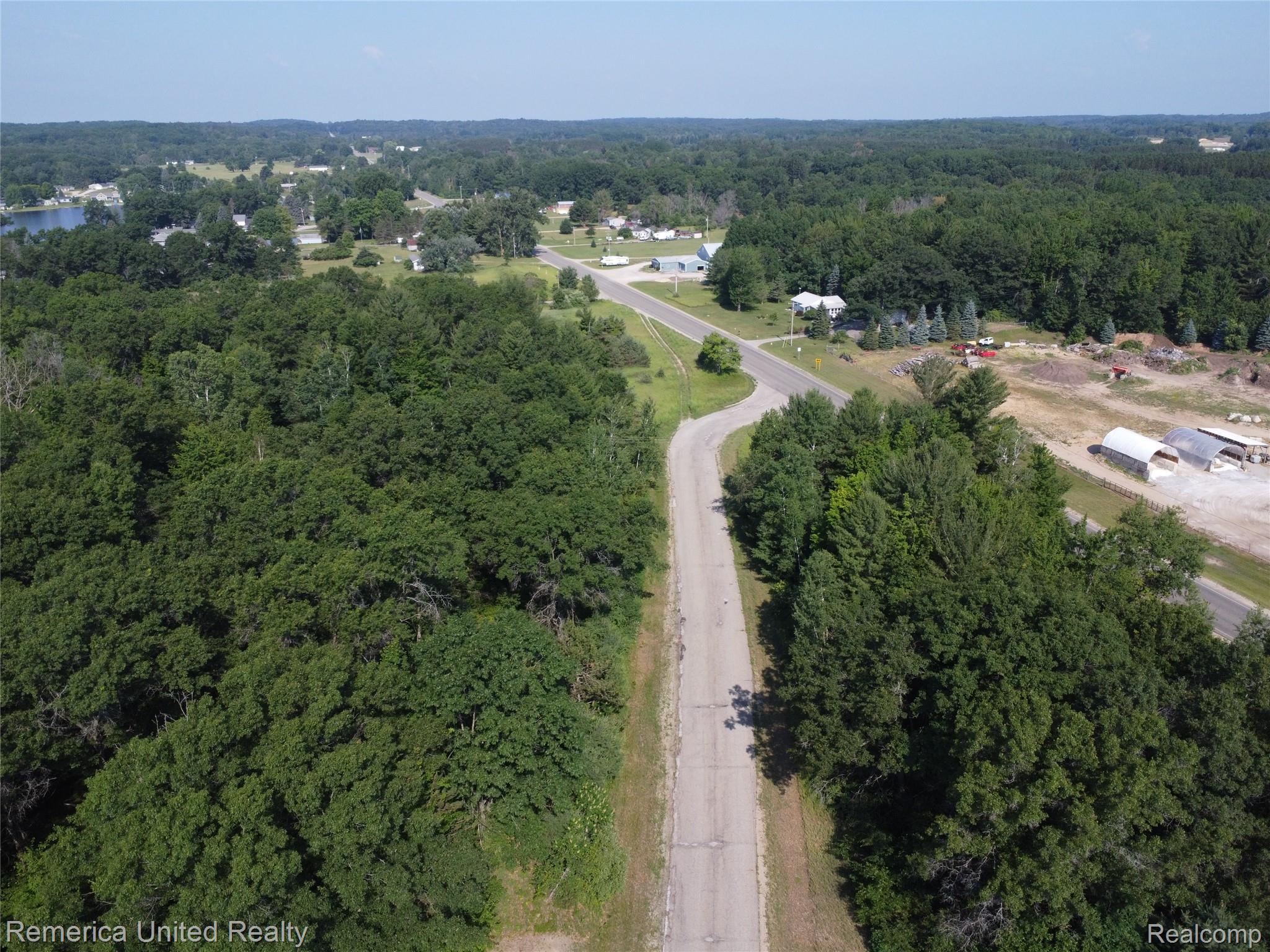 Ville Pondside Drive Lot 9 Surrey Township MI 48622