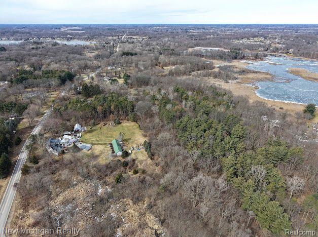 11461 White Lake Road Tyrone Township MI 48430