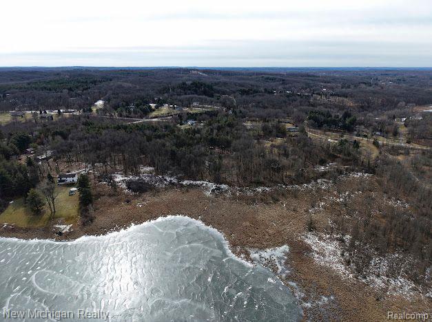11461 White Lake Road Tyrone Township MI 48430