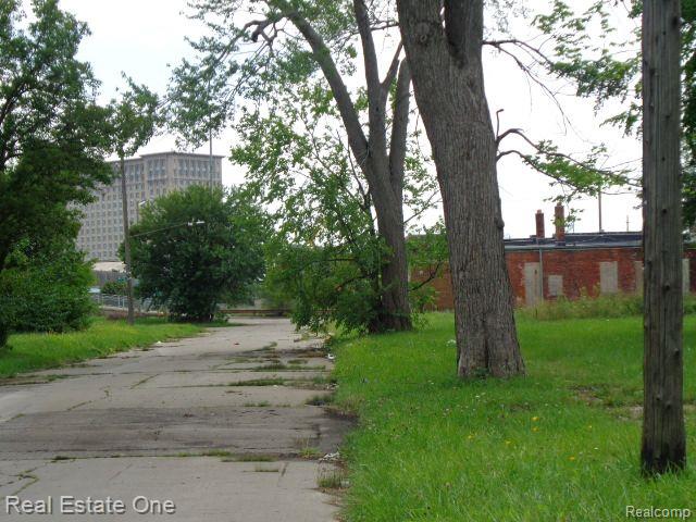 2881 17th Street Detroit City MI 48216