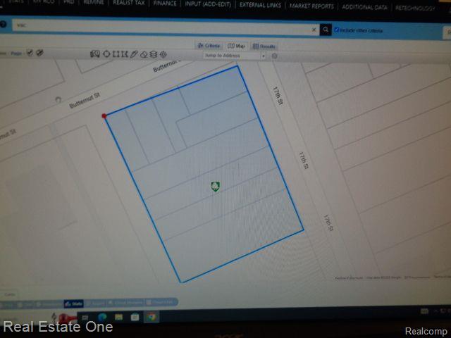 2881 17th Street Detroit City MI 48216