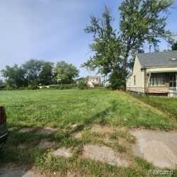 26165 W Outer Drive Detroit City MI 48217