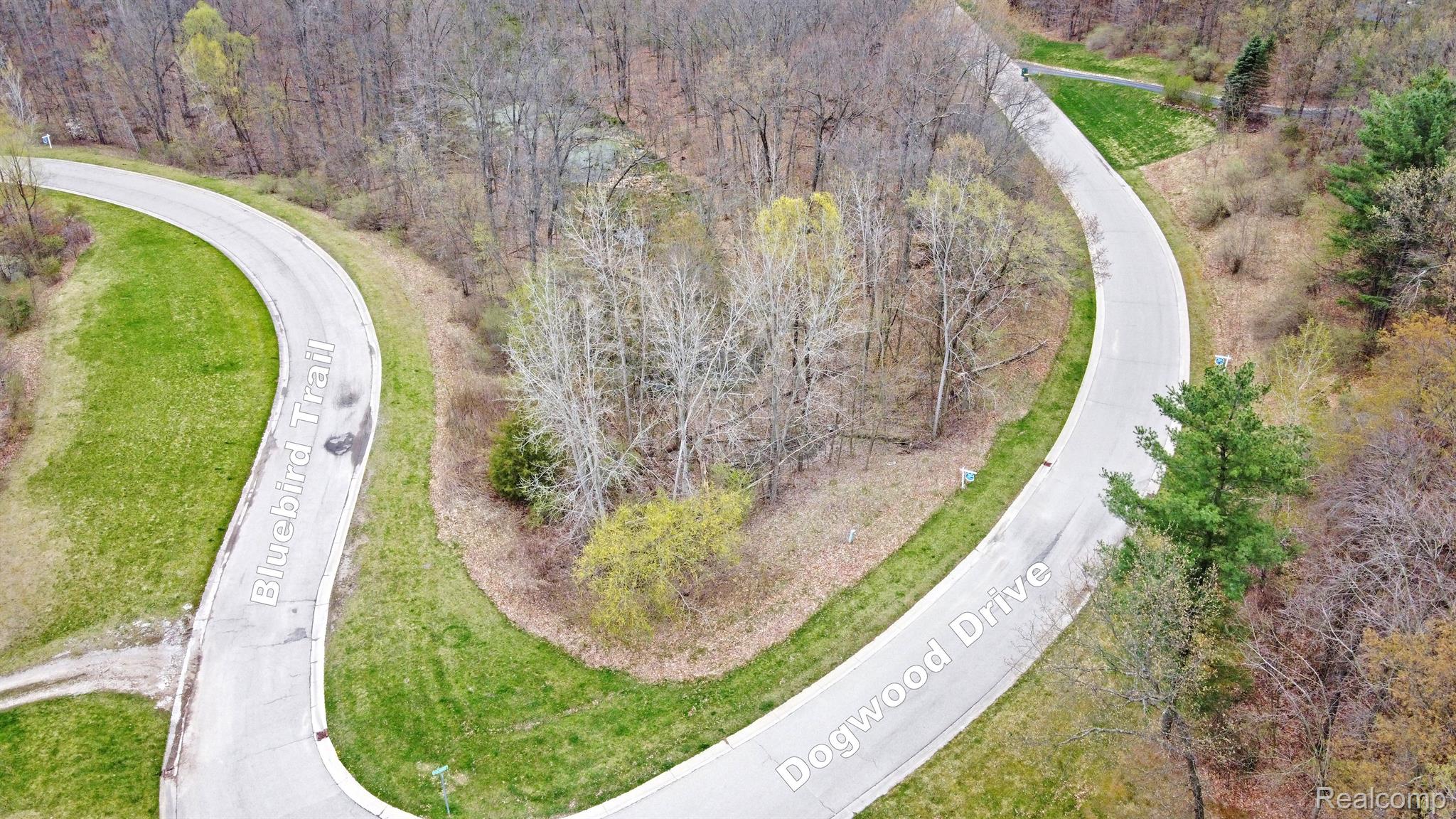 503 Bluebird Trail Groveland Township MI 48462