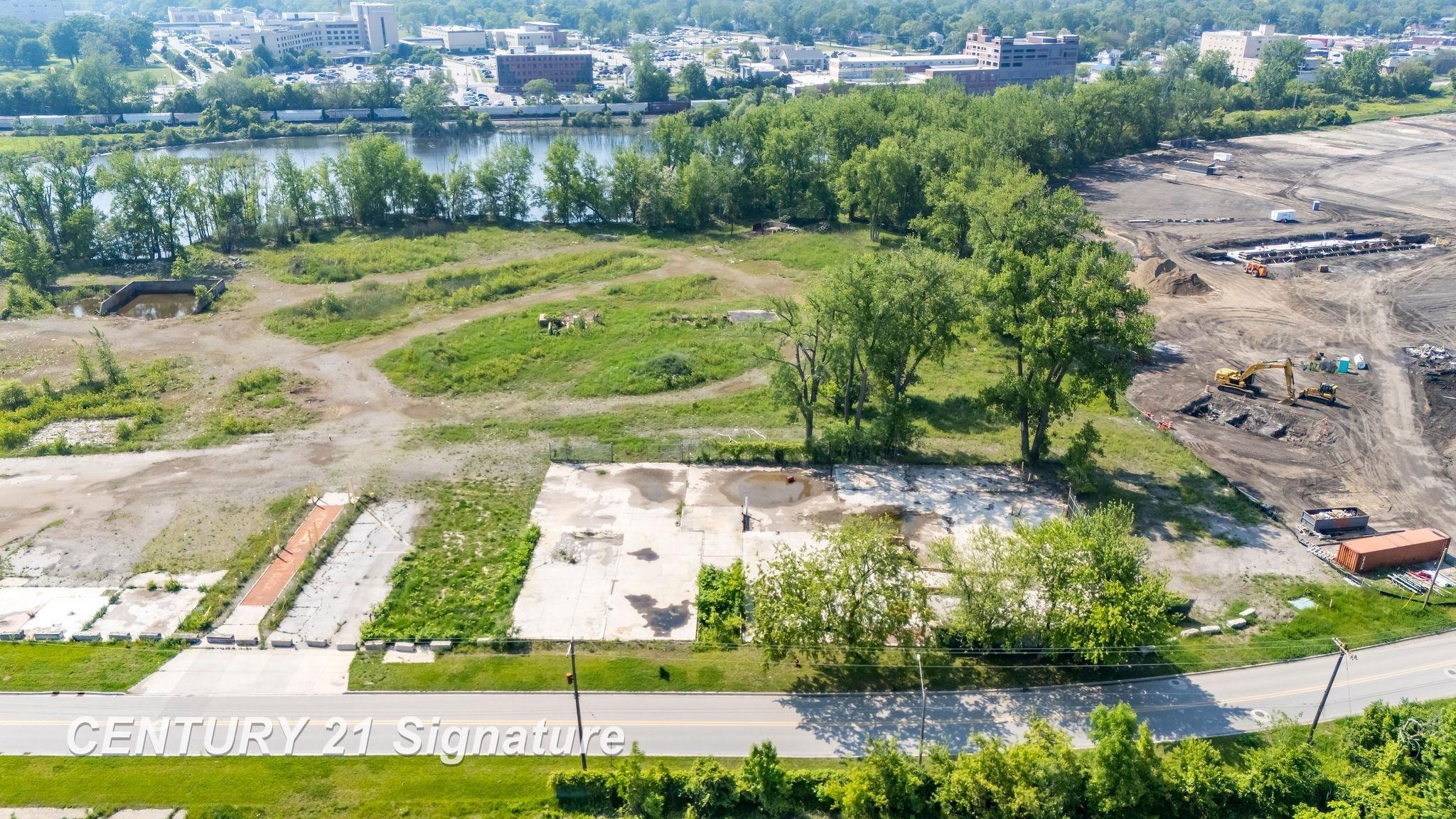 1445 N Niagara Street Saginaw City MI 48602