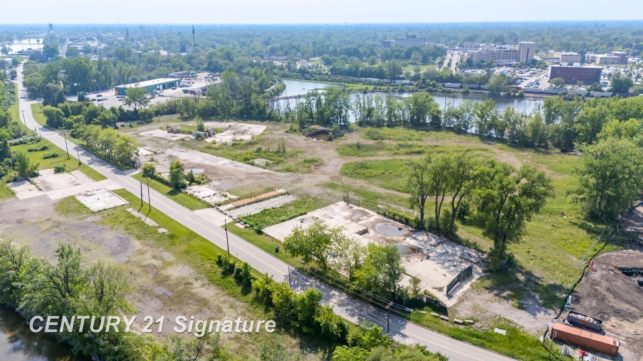 1445 N Niagara Street Saginaw City MI 48602