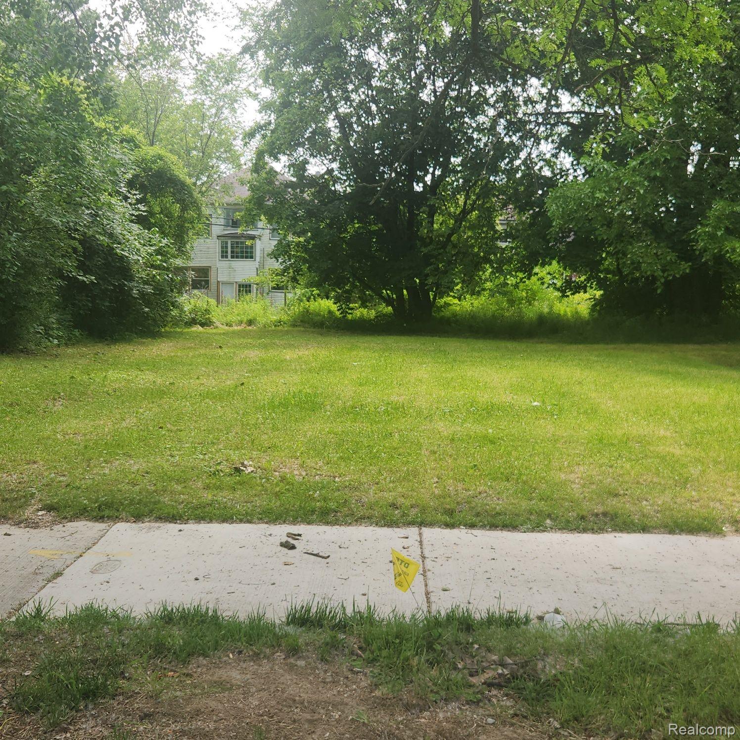 877 Manistique Street Detroit City MI 48215