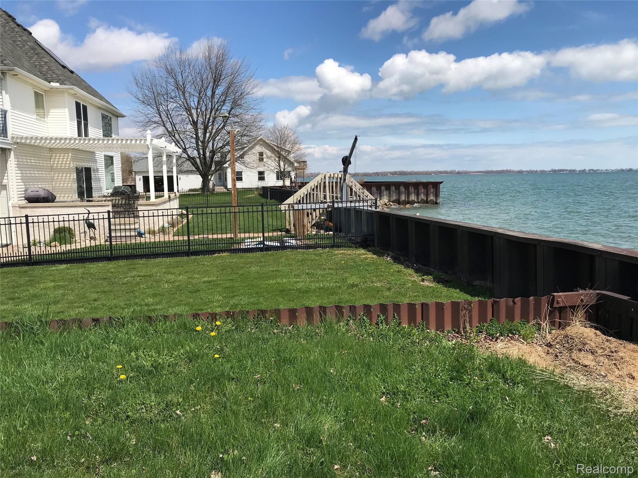 00 Edgewater Frenchtown Township MI 48162