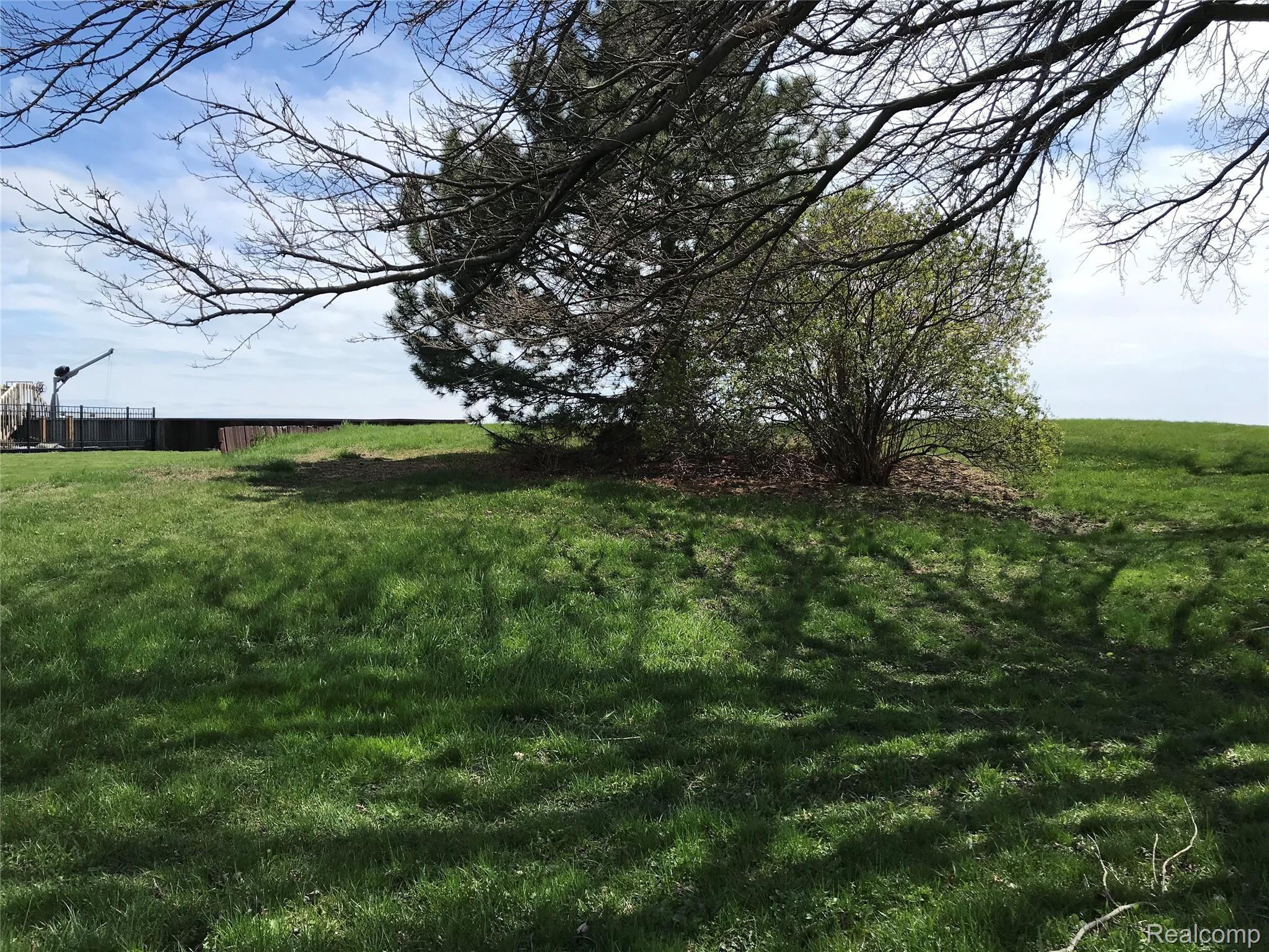 00 Edgewater Frenchtown Township MI 48162