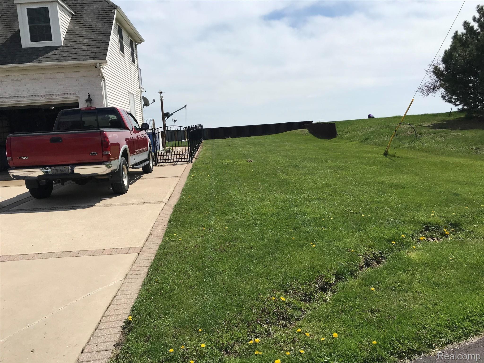 00 Edgewater Frenchtown Township MI 48162