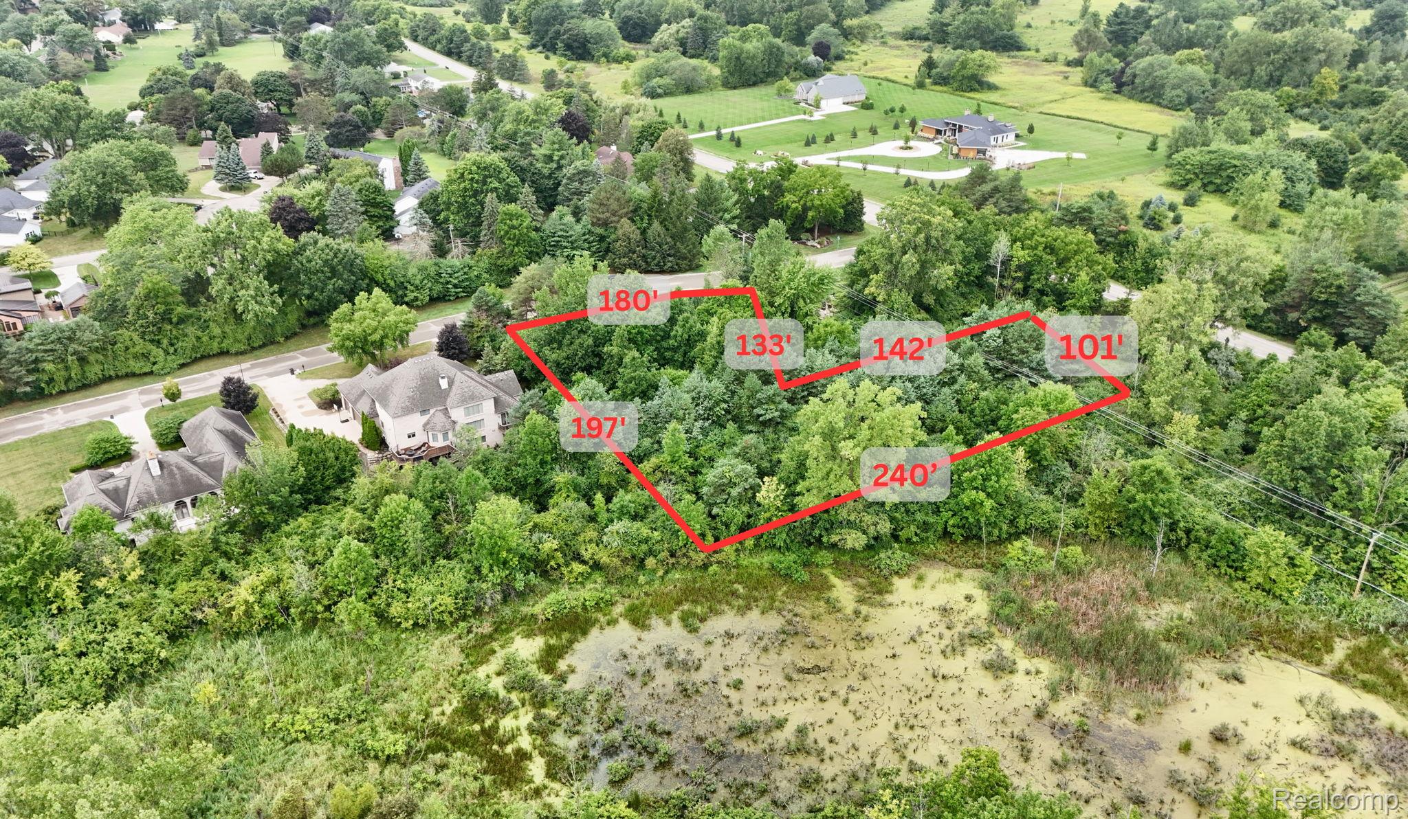 8285 Grovemont Court Grand Blanc City MI 48439