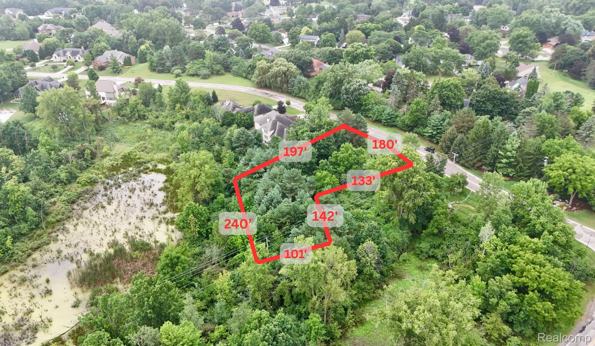 8285 Grovemont Court Grand Blanc City MI 48439