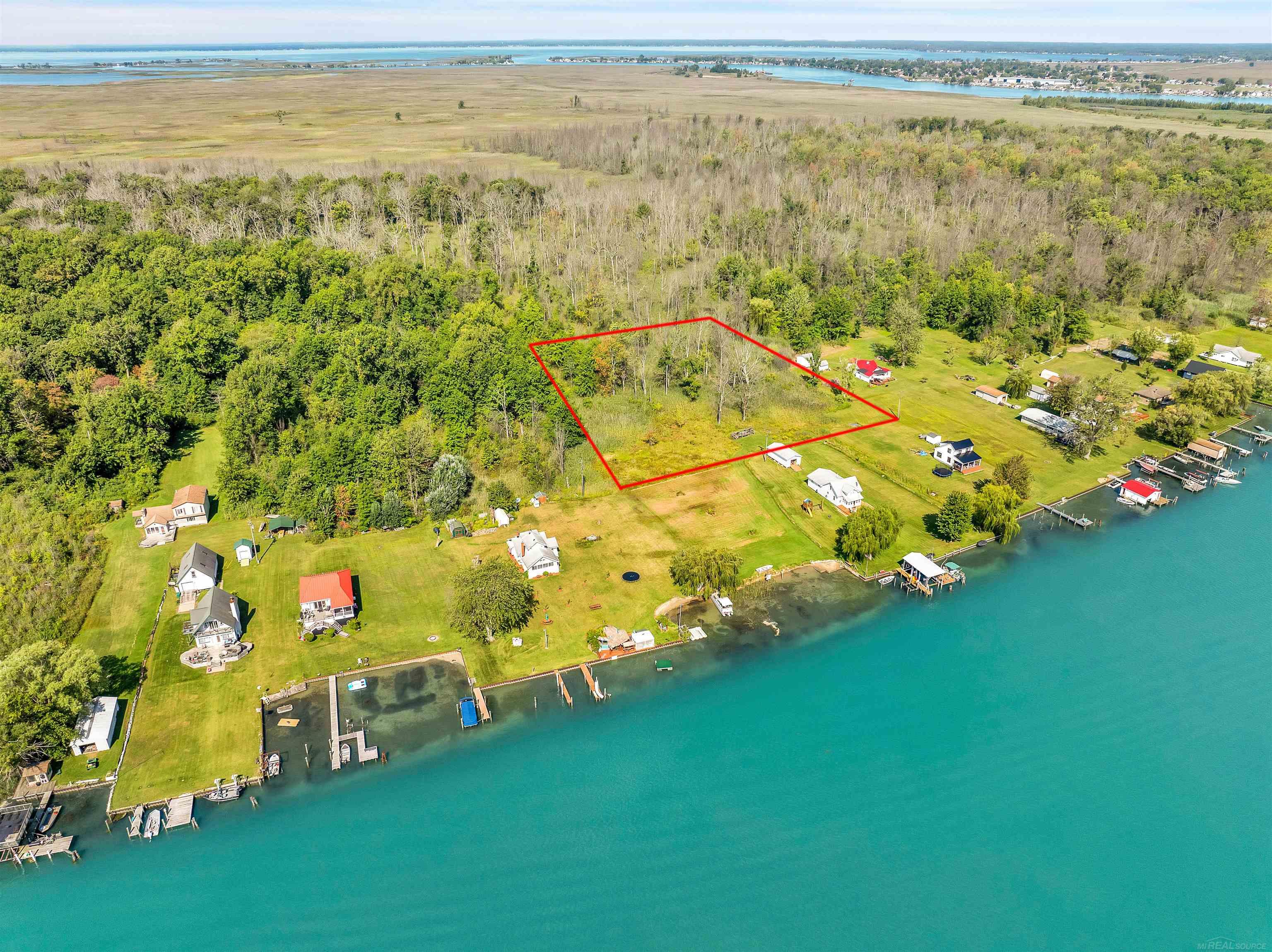 00 Dickinson Island Algonac City MI 48001
