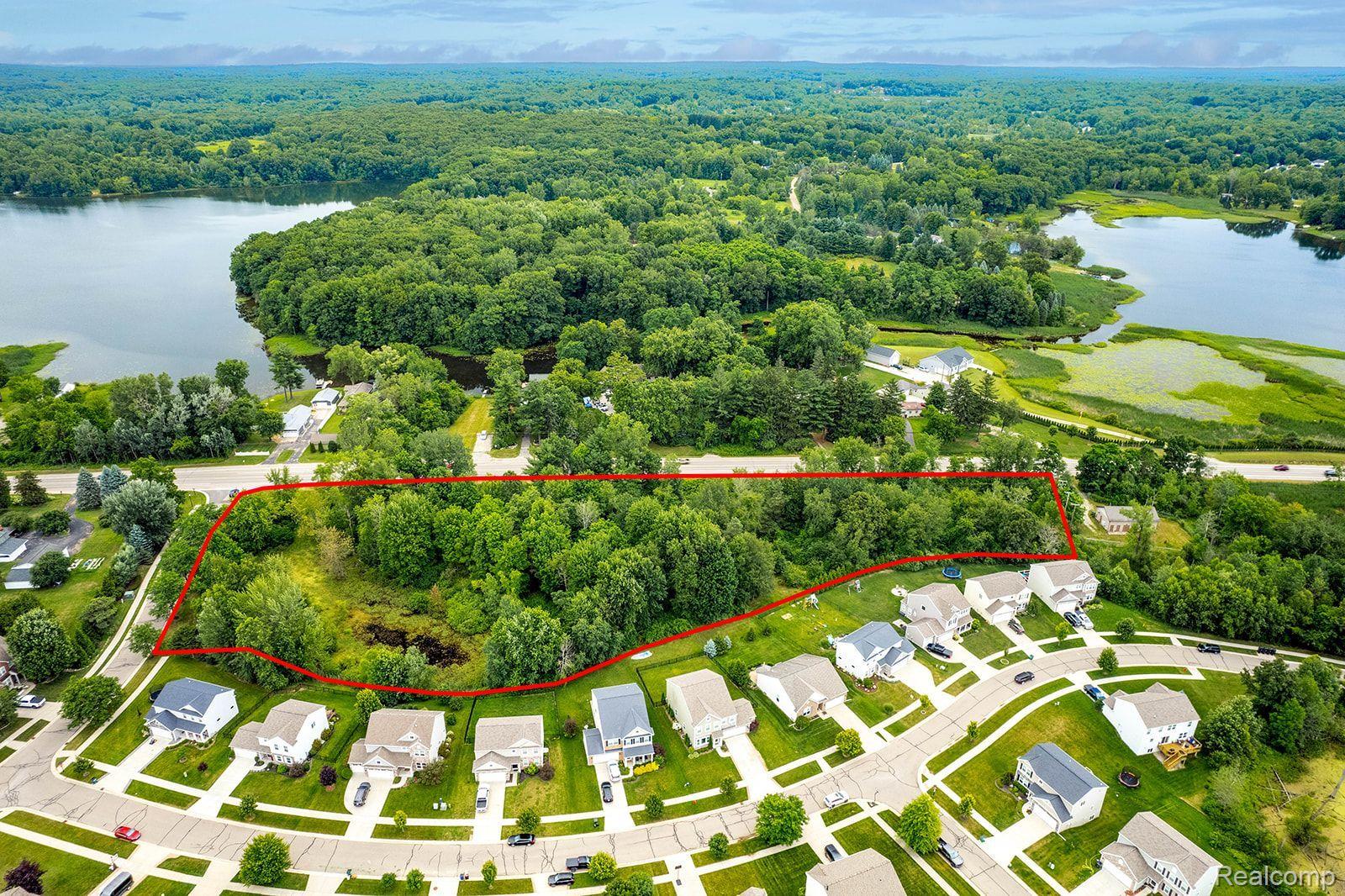 2436 Ortonville Road Brandon Charter Township MI 48462