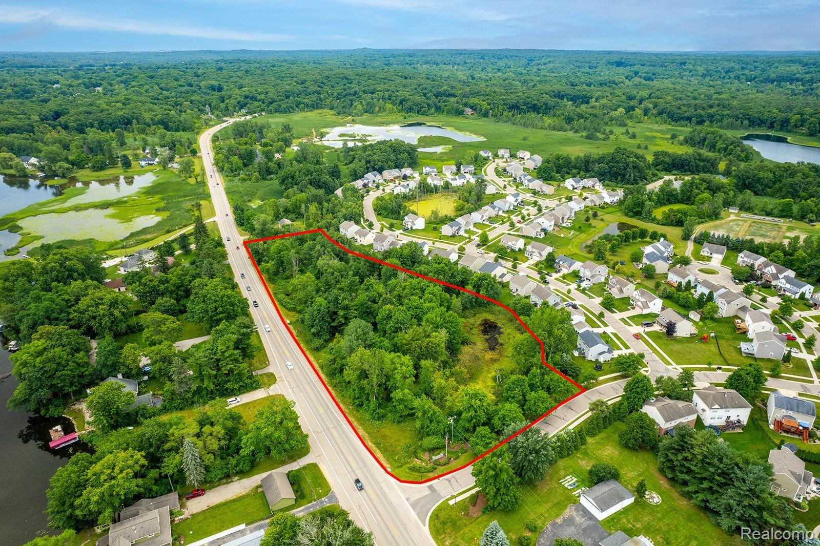 2436 Ortonville Road Brandon Charter Township MI 48462