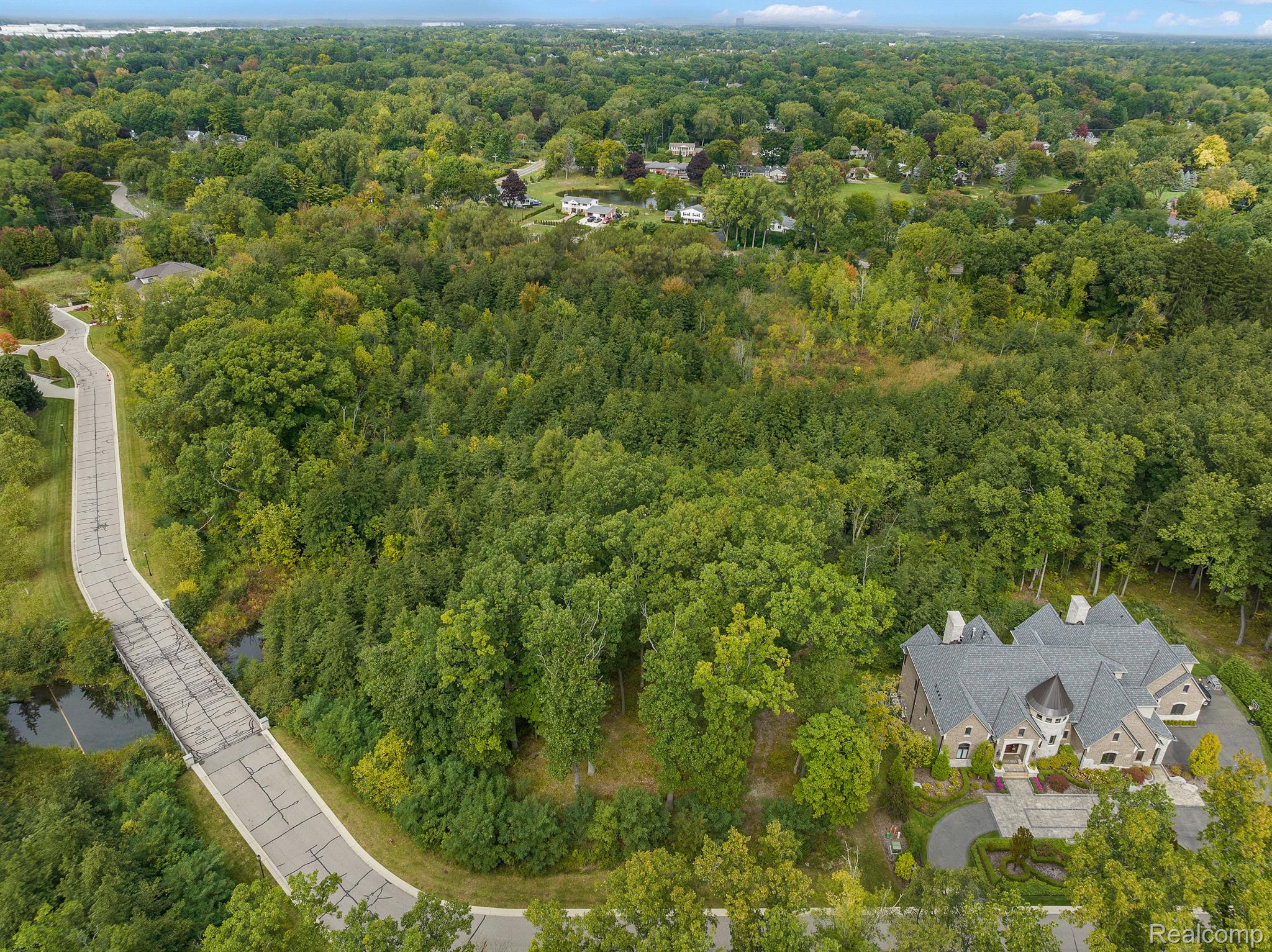 155 Bridgeview Drive Bloomfield Hills City MI 48304