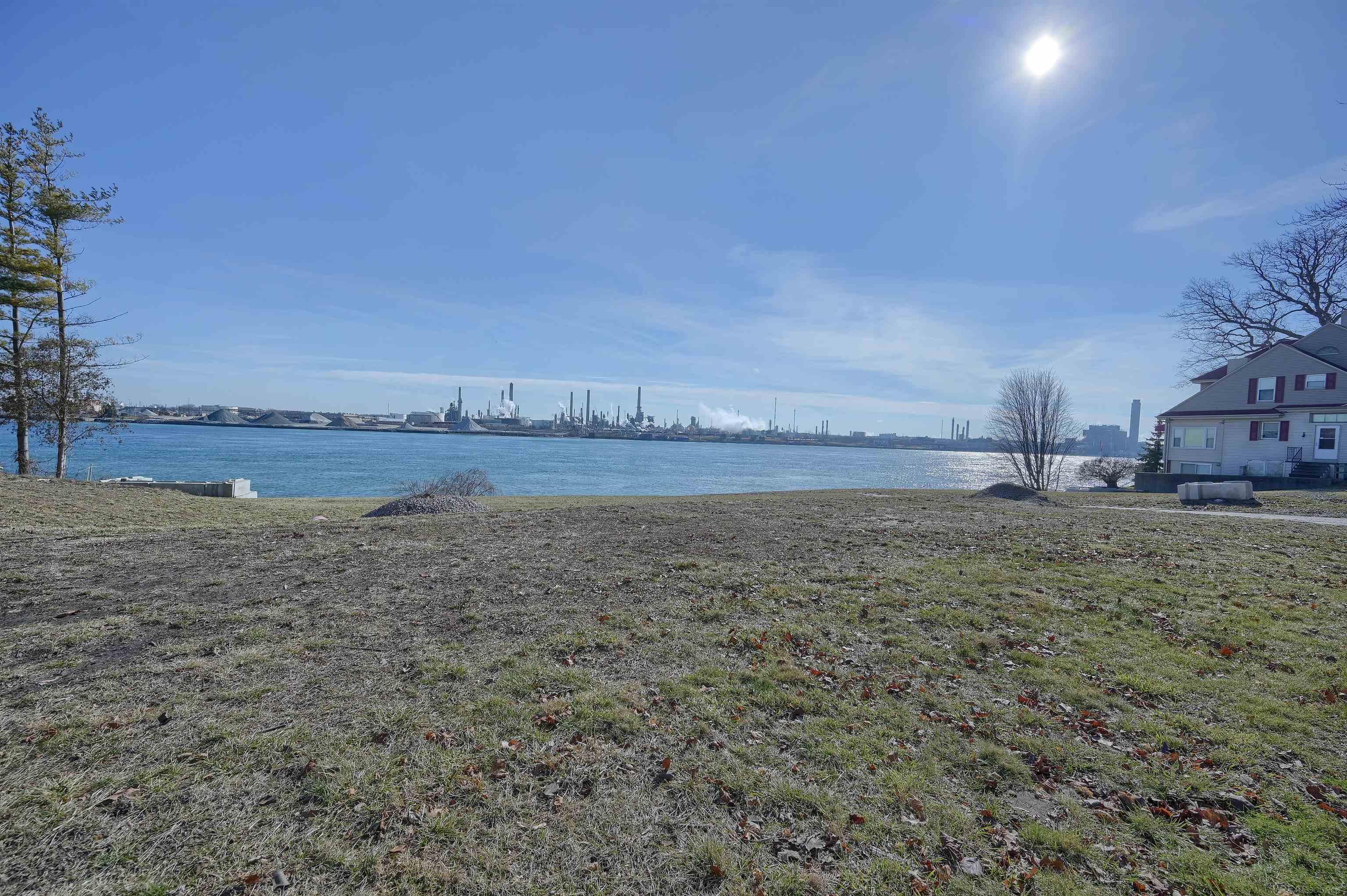 2444 Military Street Port Huron City MI 48060