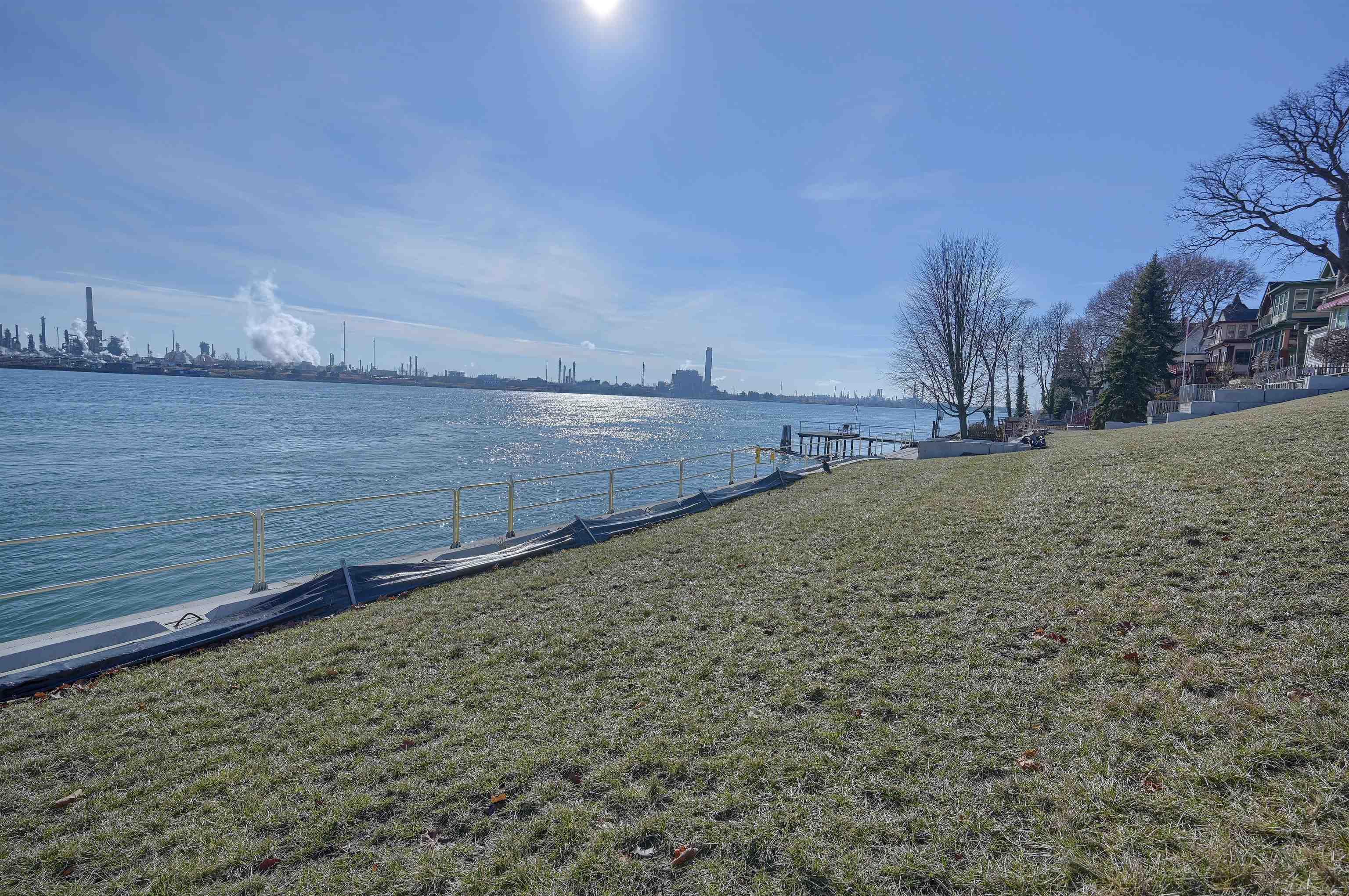 2444 Military Street Port Huron City MI 48060